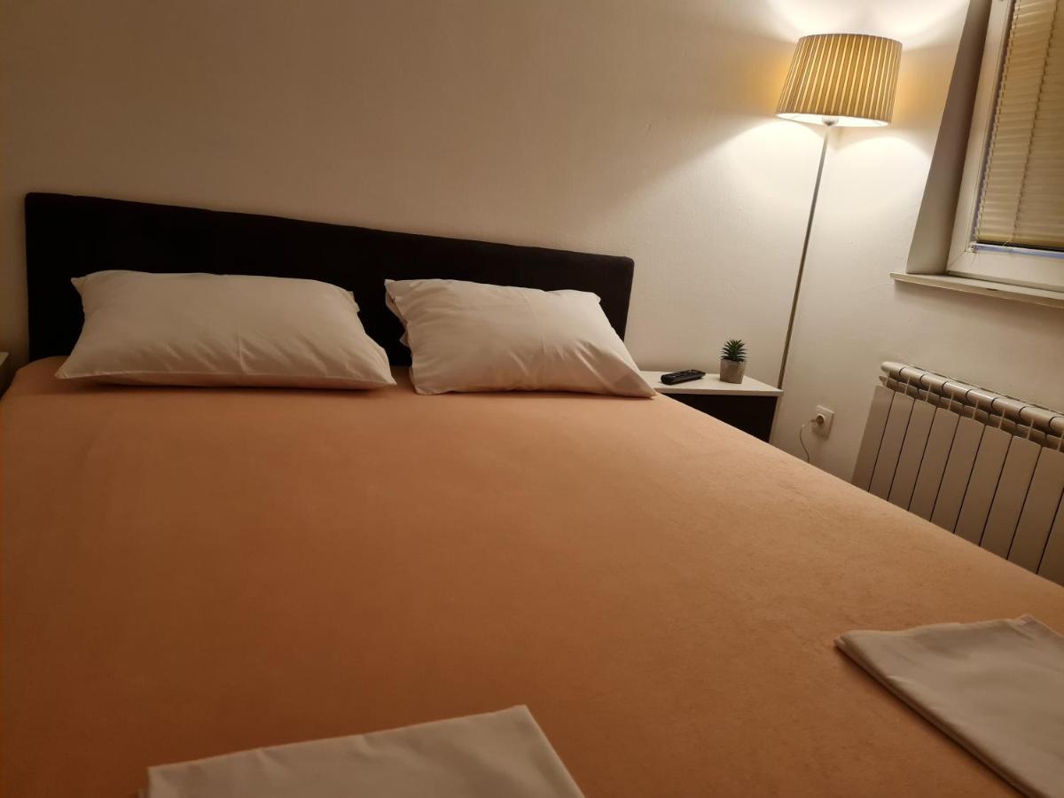 Apartman Veselinovic Free Parking Vranje Exterior foto