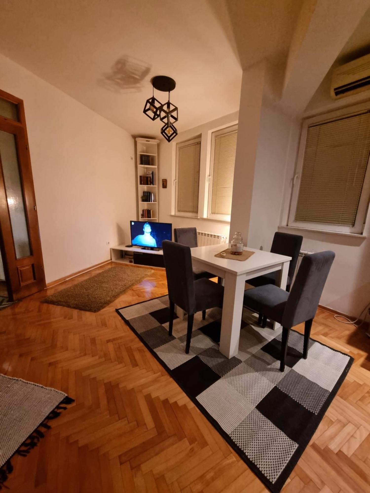 Apartman Veselinovic Free Parking Vranje Exterior foto