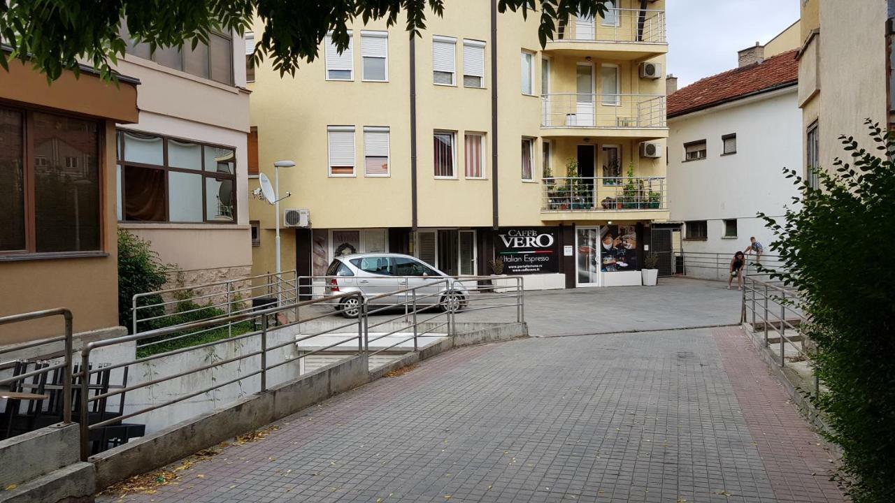 Apartman Veselinovic Free Parking Vranje Exterior foto